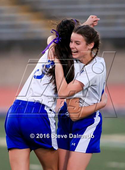 Thumbnail 3 in Academy of the Sacred Heart vs. Vandebilt Catholic (LHSAA D3 Final) photogallery.