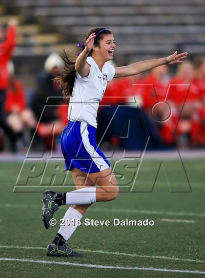Thumbnail 2 in Academy of the Sacred Heart vs. Vandebilt Catholic (LHSAA D3 Final) photogallery.