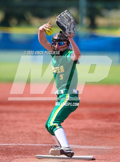 Thumbnail 3 in Timberline @ Evergreen (WIAA 3A District Playoffs) photogallery.