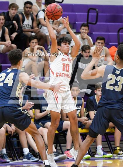 Thumbnail 2 in Desert Vista vs. Seton Catholic (Fear the Hop Tournament) photogallery.