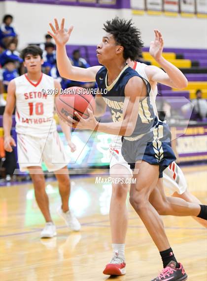 Thumbnail 3 in Desert Vista vs. Seton Catholic (Fear the Hop Tournament) photogallery.