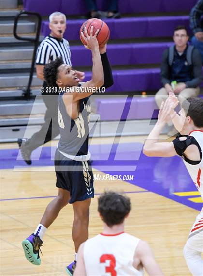 Thumbnail 2 in Desert Vista vs. Seton Catholic (Fear the Hop Tournament) photogallery.