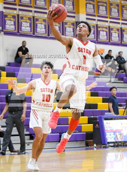 Thumbnail 2 in Desert Vista vs. Seton Catholic (Fear the Hop Tournament) photogallery.