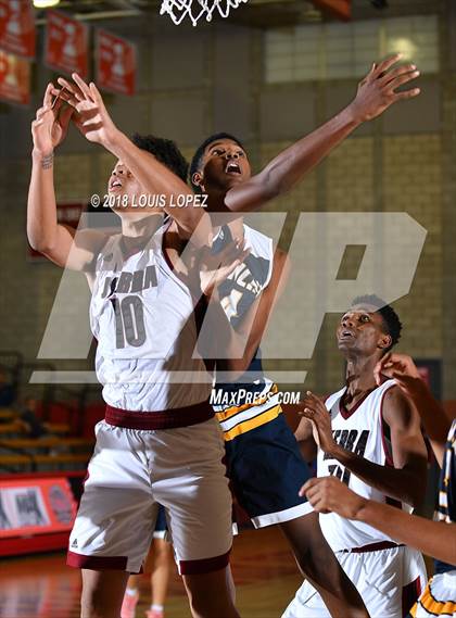 Thumbnail 1 in Rancho Christian vs. JSerra Catholic (Nike Extravaganza) photogallery.