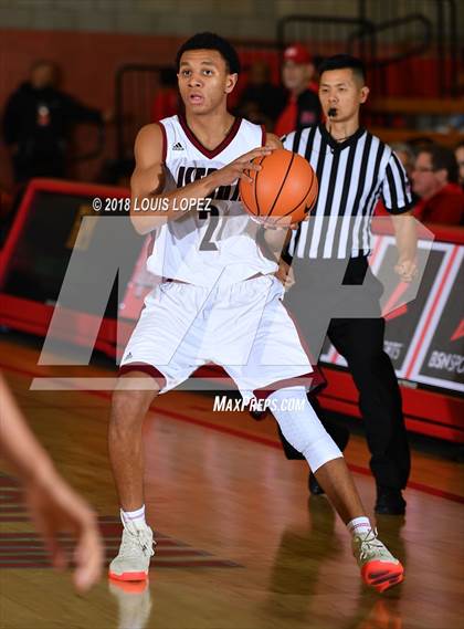 Thumbnail 1 in Rancho Christian vs. JSerra Catholic (Nike Extravaganza) photogallery.