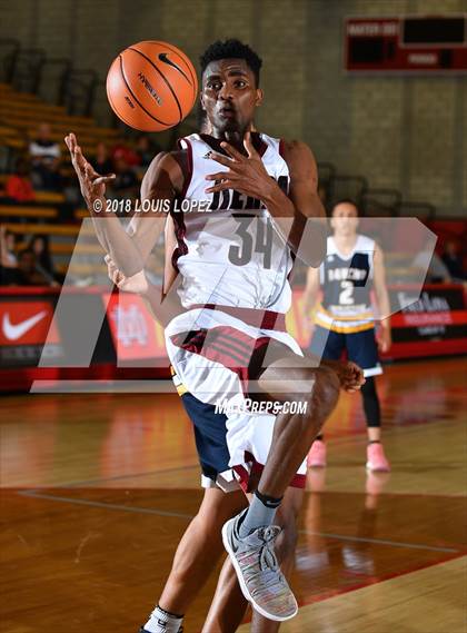 Thumbnail 3 in Rancho Christian vs. JSerra Catholic (Nike Extravaganza) photogallery.