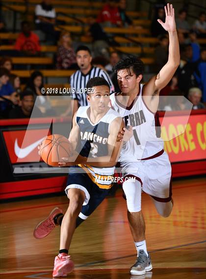 Thumbnail 1 in Rancho Christian vs. JSerra Catholic (Nike Extravaganza) photogallery.