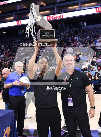 Thumbnail 1 in Etiwanda vs. Archbishop Mitty (CIF State Open Div. Final) photogallery.