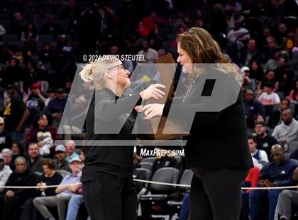 Thumbnail 3 in Etiwanda vs. Archbishop Mitty (CIF State Open Div. Final) photogallery.