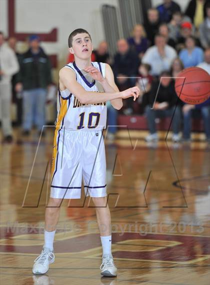 Thumbnail 2 in Clayton vs Drummond (WIAA D5 Sectional Final) photogallery.