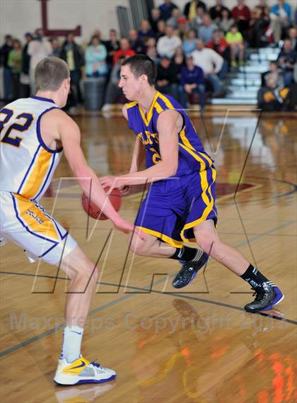 Thumbnail 3 in Clayton vs Drummond (WIAA D5 Sectional Final) photogallery.