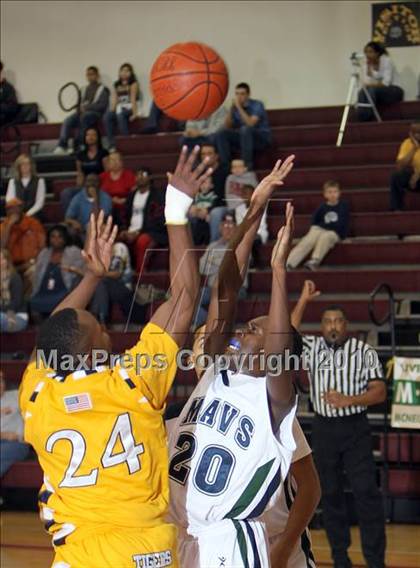 Thumbnail 1 in Stony Point vs McNeil photogallery.