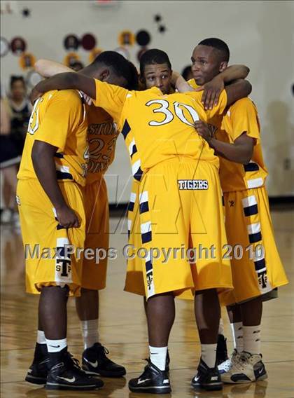 Thumbnail 2 in Stony Point vs McNeil photogallery.