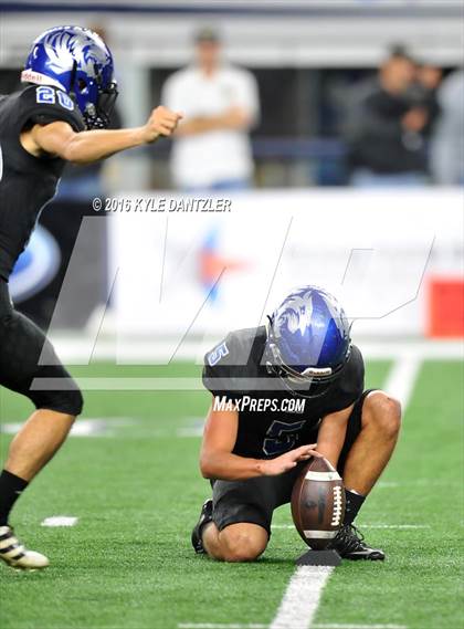 Thumbnail 3 in Gunter vs. Boling (UIL 3A Division 2 Final)  photogallery.