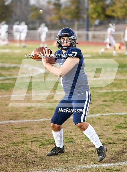 Thumbnail 1 in Newport Harbor @ Aquinas (CIF DIV 3-AA Regional Final) photogallery.