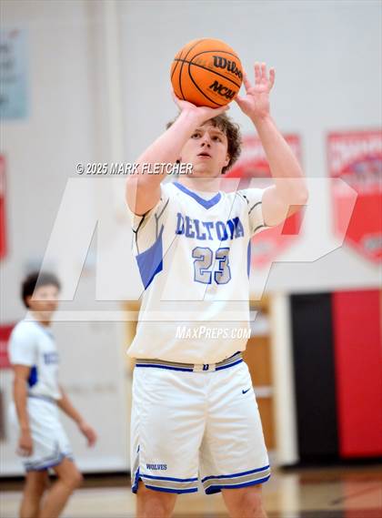 Thumbnail 2 in Deltona vs Flagler Palm Coast (Barracuda New Years Shootout) photogallery.