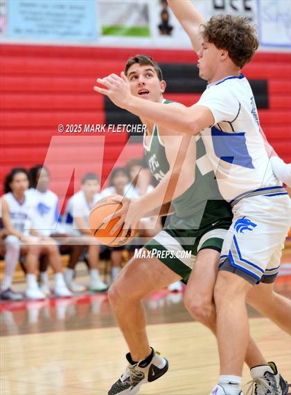 Thumbnail 2 in Deltona vs Flagler Palm Coast (Barracuda New Years Shootout) photogallery.
