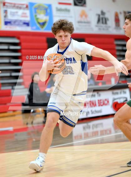 Thumbnail 2 in Deltona vs Flagler Palm Coast (Barracuda New Years Shootout) photogallery.