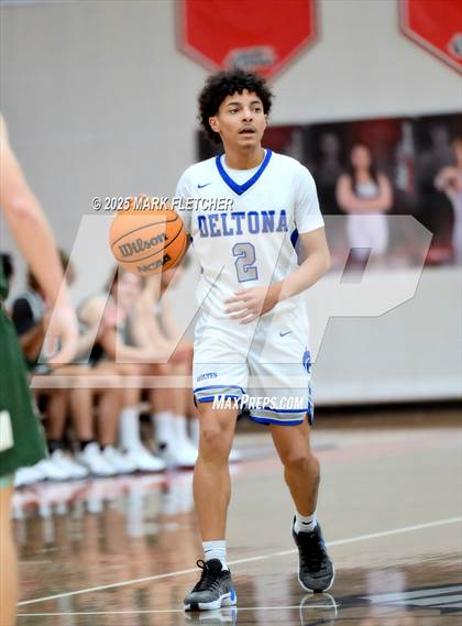 Thumbnail 2 in Deltona vs Flagler Palm Coast (Barracuda New Years Shootout) photogallery.