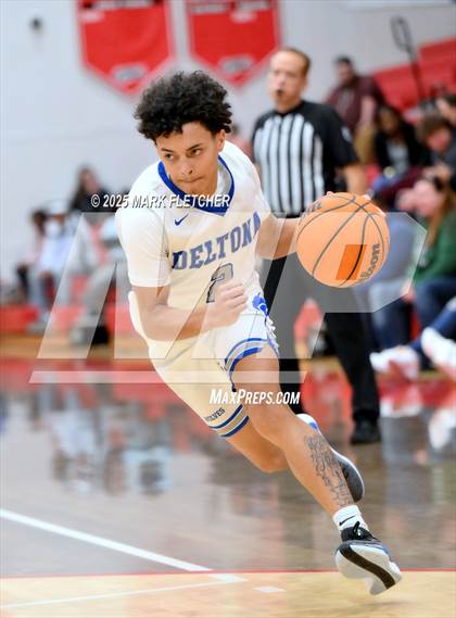 Thumbnail 2 in Deltona vs Flagler Palm Coast (Barracuda New Years Shootout) photogallery.