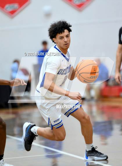 Thumbnail 3 in Deltona vs Flagler Palm Coast (Barracuda New Years Shootout) photogallery.