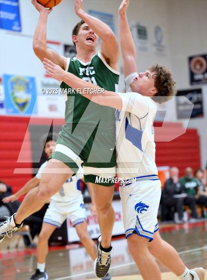 Thumbnail 2 in Deltona vs Flagler Palm Coast (Barracuda New Years Shootout) photogallery.