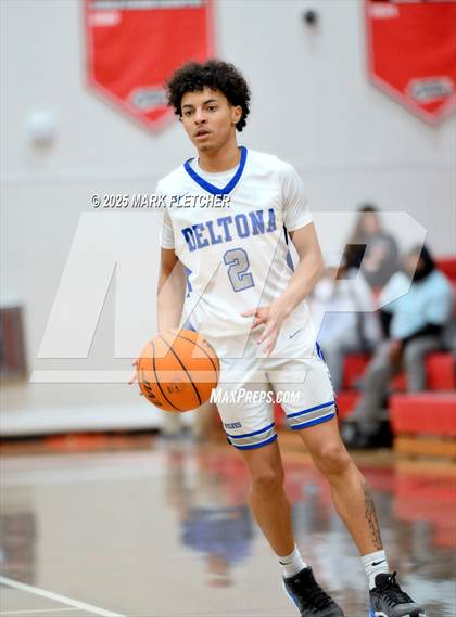 Thumbnail 1 in Deltona vs Flagler Palm Coast (Barracuda New Years Shootout) photogallery.