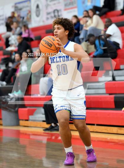 Thumbnail 3 in Deltona vs Flagler Palm Coast (Barracuda New Years Shootout) photogallery.