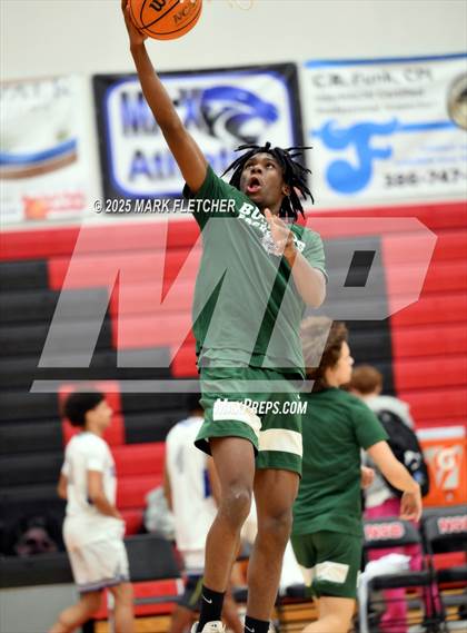 Thumbnail 1 in Deltona vs Flagler Palm Coast (Barracuda New Years Shootout) photogallery.