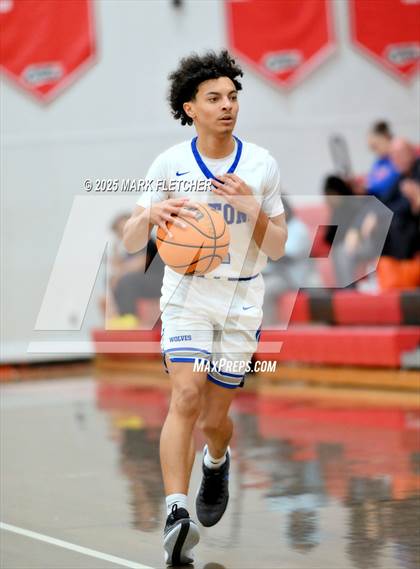 Thumbnail 2 in Deltona vs Flagler Palm Coast (Barracuda New Years Shootout) photogallery.