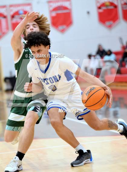 Thumbnail 3 in Deltona vs Flagler Palm Coast (Barracuda New Years Shootout) photogallery.