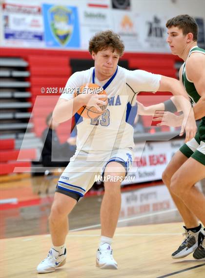 Thumbnail 1 in Deltona vs Flagler Palm Coast (Barracuda New Years Shootout) photogallery.