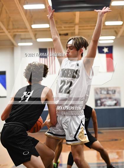 Thumbnail 2 in Klein Oak @ Klein Collins photogallery.