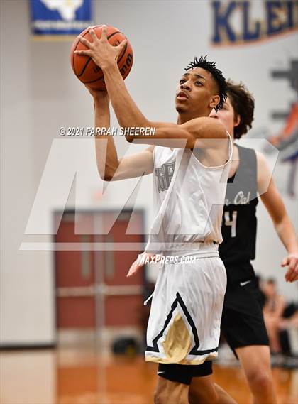 Thumbnail 2 in Klein Oak @ Klein Collins photogallery.