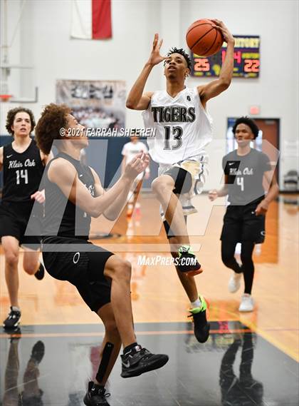Thumbnail 1 in Klein Oak @ Klein Collins photogallery.