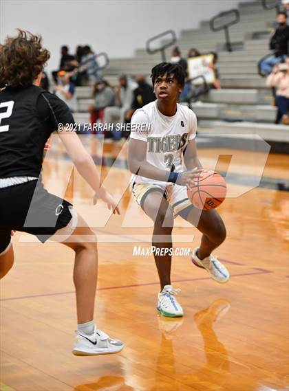 Thumbnail 1 in Klein Oak @ Klein Collins photogallery.