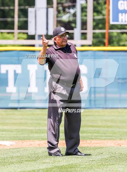 Thumbnail 3 in Wallkill vs. Cornwall Central (Section 9 Class A Final) photogallery.