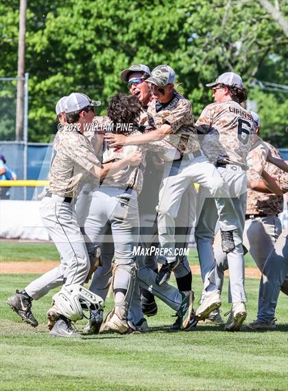 Thumbnail 2 in Wallkill vs. Cornwall Central (Section 9 Class A Final) photogallery.