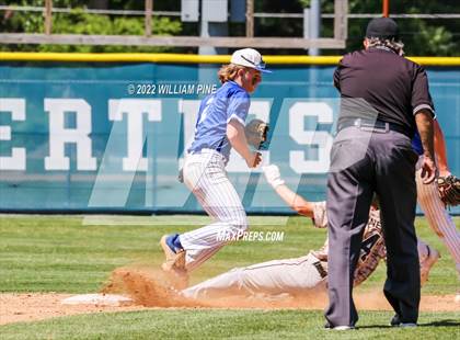 Thumbnail 3 in Wallkill vs. Cornwall Central (Section 9 Class A Final) photogallery.
