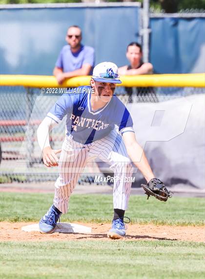 Thumbnail 1 in Wallkill vs. Cornwall Central (Section 9 Class A Final) photogallery.