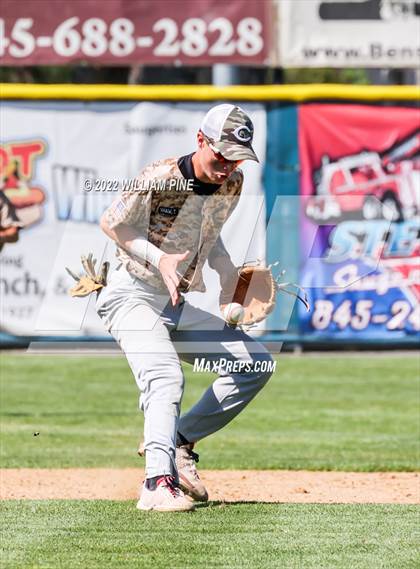 Thumbnail 1 in Wallkill vs. Cornwall Central (Section 9 Class A Final) photogallery.
