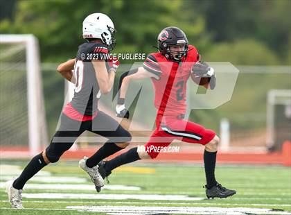 Thumbnail 2 in Camas @ Yelm photogallery.