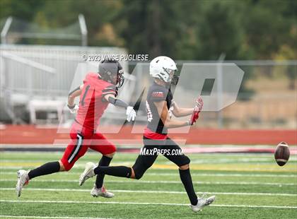 Thumbnail 2 in Camas @ Yelm photogallery.
