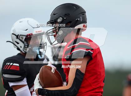 Thumbnail 2 in Camas @ Yelm photogallery.