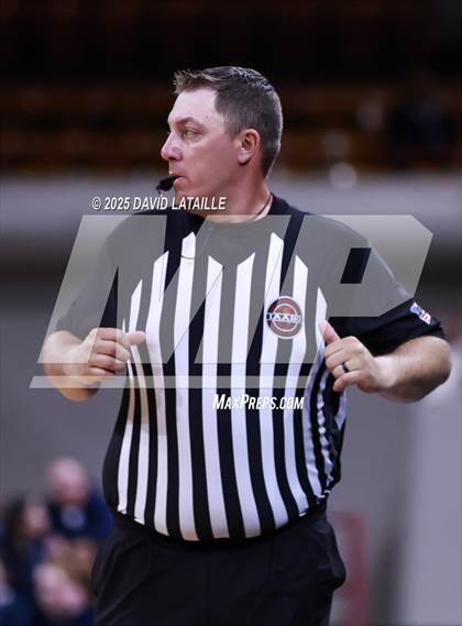 Thumbnail 3 in Montrose vs. Falcon (CHSSA 5A Great 8) photogallery.