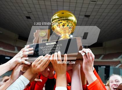 Thumbnail 2 in Corona del Sol vs. Hamilton (AIA 6A Finals Awards) photogallery.