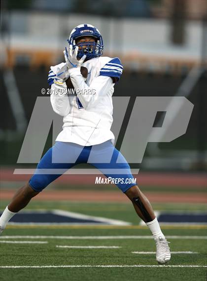 Thumbnail 1 in San Dimas vs. Bonita photogallery.