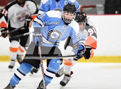 Thumbnail 2 in Mamaroneck vs. Suffern (Section 1 Division 1 Final) photogallery.