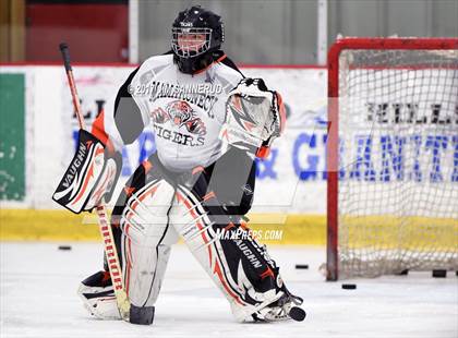 Thumbnail 1 in Mamaroneck vs. Suffern (Section 1 Division 1 Final) photogallery.