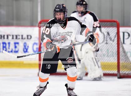 Thumbnail 2 in Mamaroneck vs. Suffern (Section 1 Division 1 Final) photogallery.